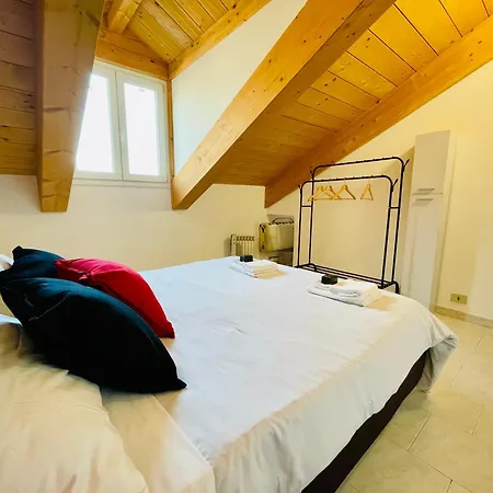 Apartamento Coco Home-chic Mansarda In The Heart Of *