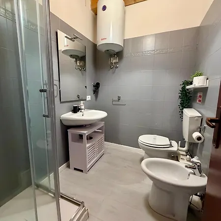 Coco Home-chic Mansarda In The Heart Of Τορίνο