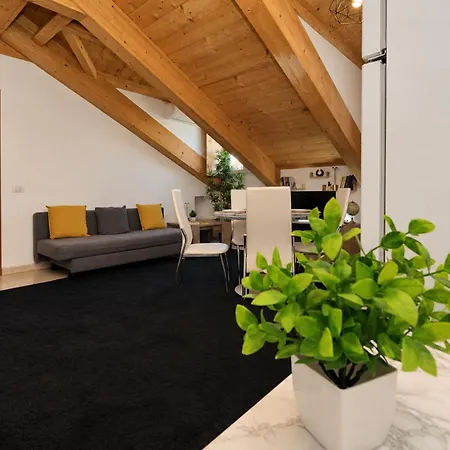 Coco Home-chic Mansarda In The Heart Of Apartment *