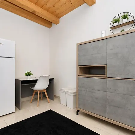 Coco Home-chic Mansarda In The Heart Of Apartment *