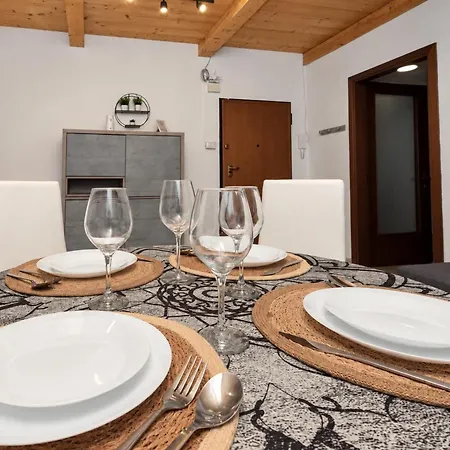 Coco Home-chic Mansarda In The Heart Of *