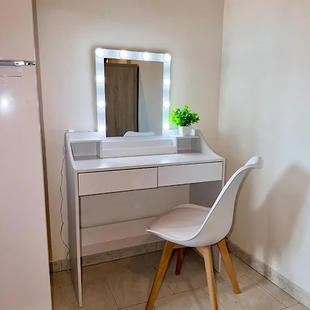 Coco Home-chic Mansarda In The Heart Of Turin