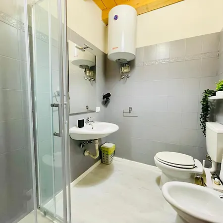 Coco Home-chic Mansarda In The Heart Of Apartman Torino