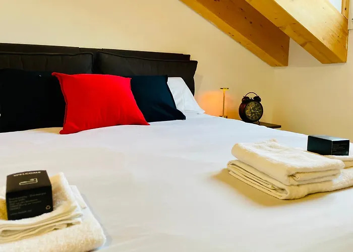 Coco Home-chic Mansarda In The Heart Of *